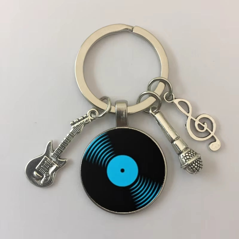 Simple classic style vinyl record retro keychain