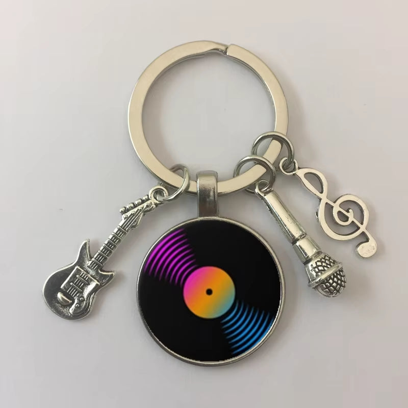 Simple classic style vinyl record retro keychain